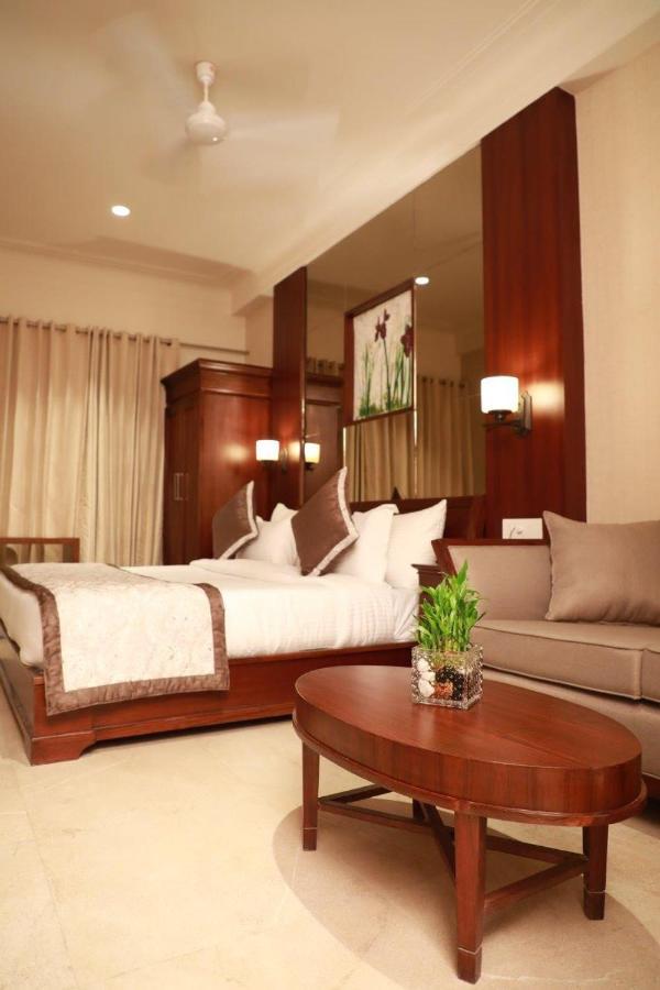 Hotel Golden Tower Amritsar Exterior foto
